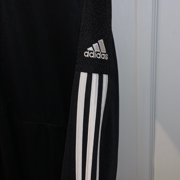 Adidas sweater - Picture 2 of 2